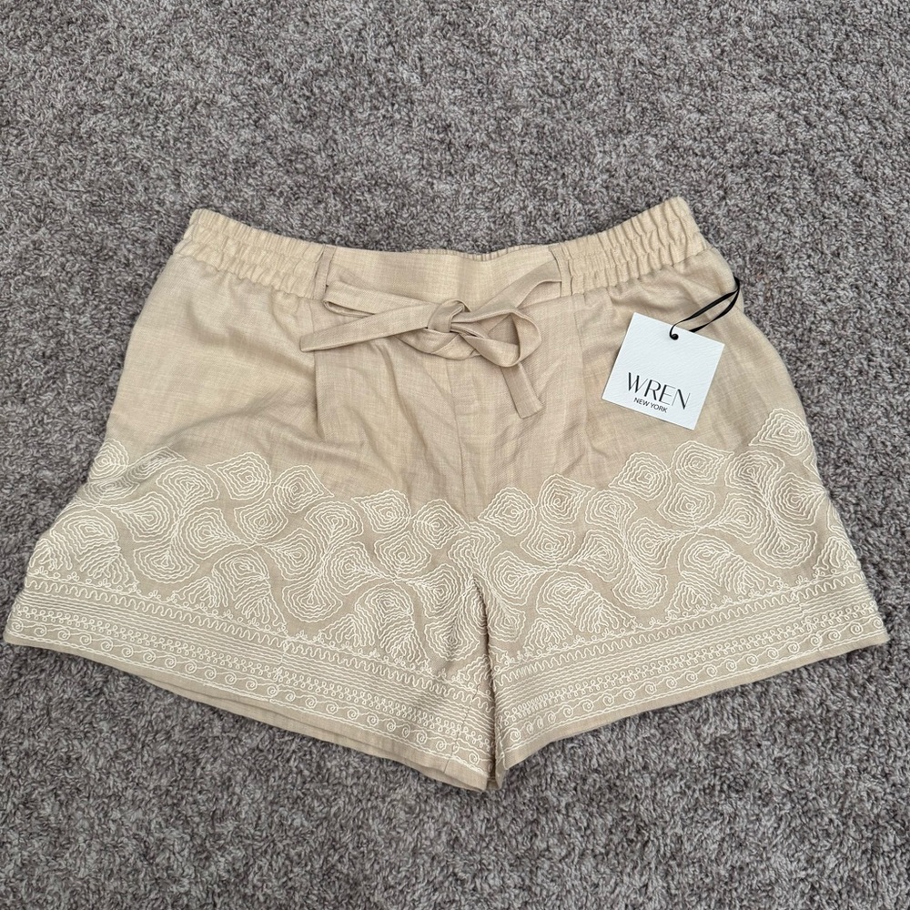 NWT Wren High Waisted Embroidered Shorts